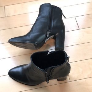 Farah leather black boots